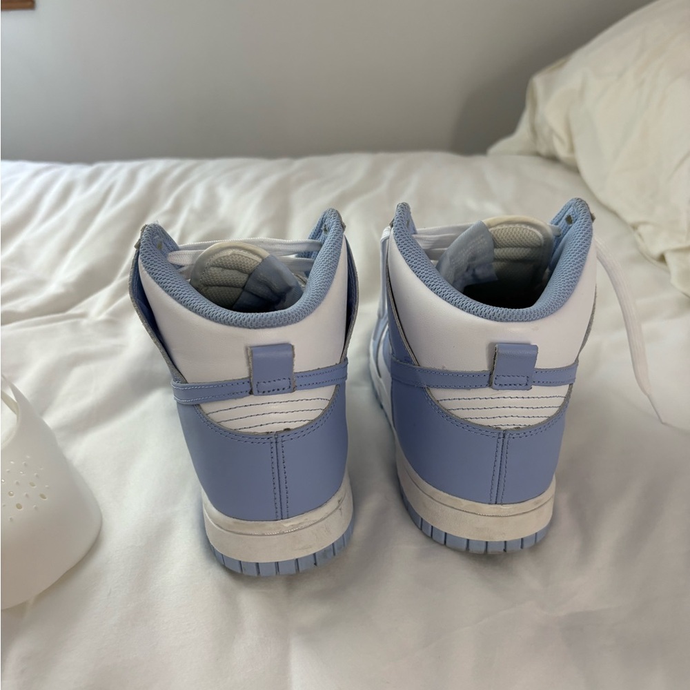 Nike Womens' High-Top Sneakers in Aluminum - Picture 5 of 8